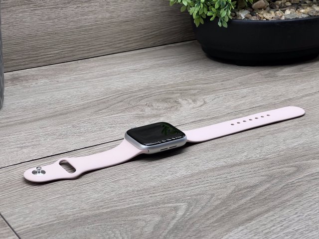 Apple Watch SE2 Starlight 44mm 2 ÉV Garanciával Számlával
