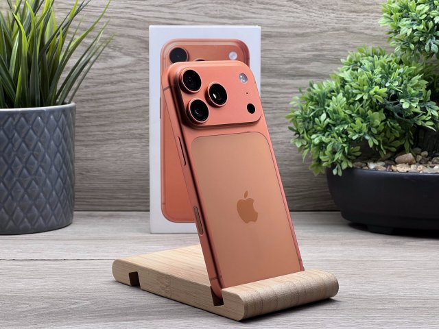 iPhone 17 Pro Cosmic Orange 256GB 2 ÉV Garanciával Számlával Aksi 100%