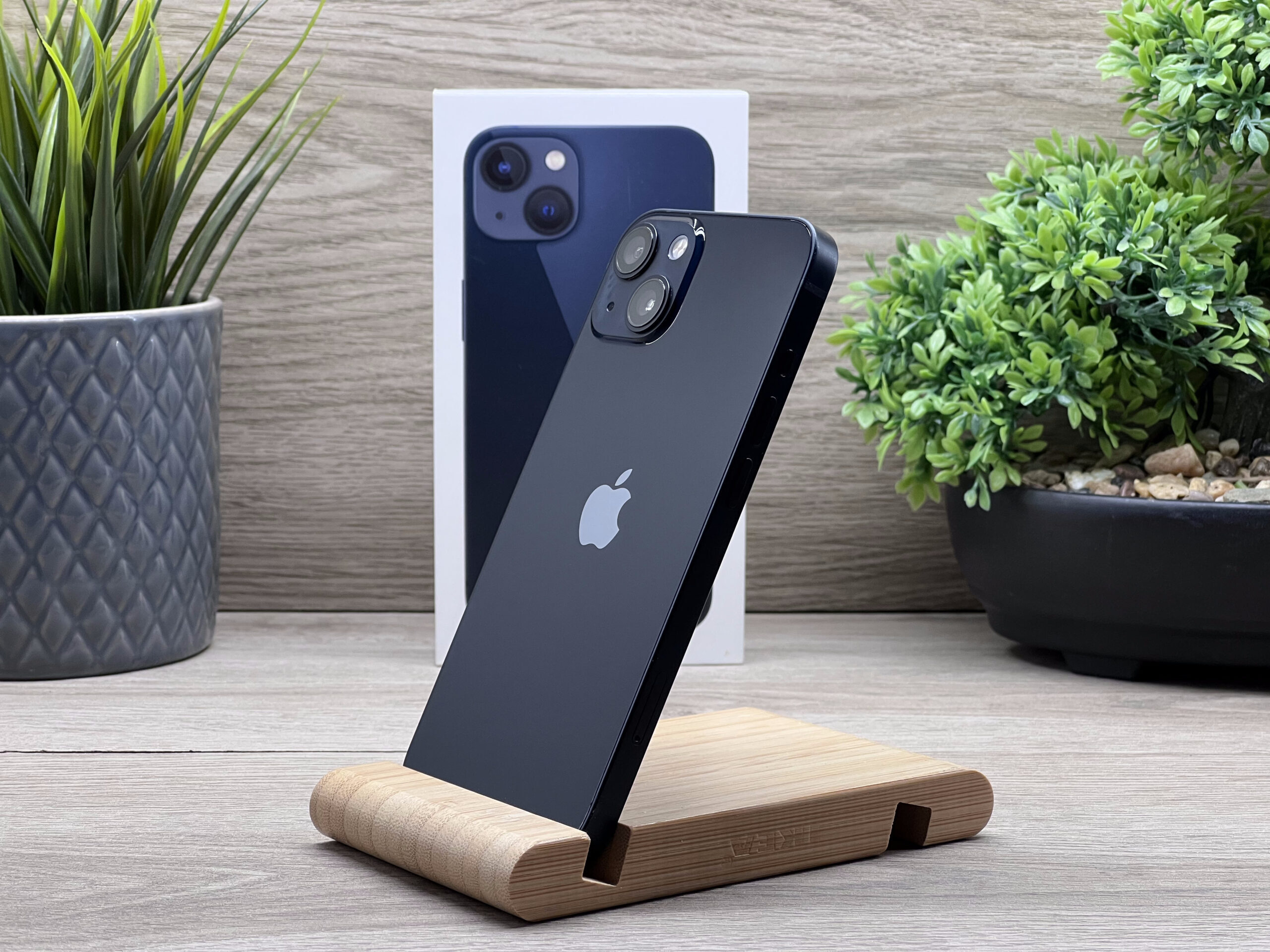 iPhone 13 Midnight 256GB 2 ÉV Garanciával Számlával