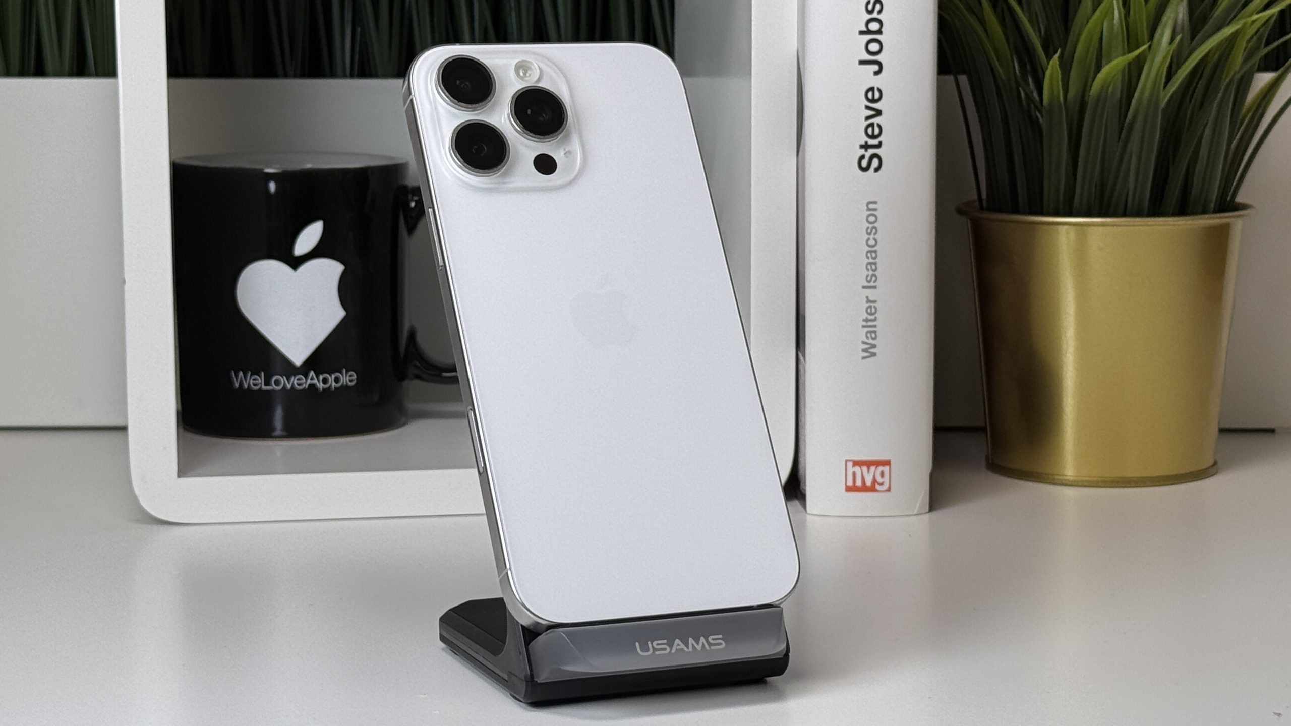 iPhone 16 Pro Max 256GB, Fehér Titán, Független, Számla, 2 Év Garancia, 92%