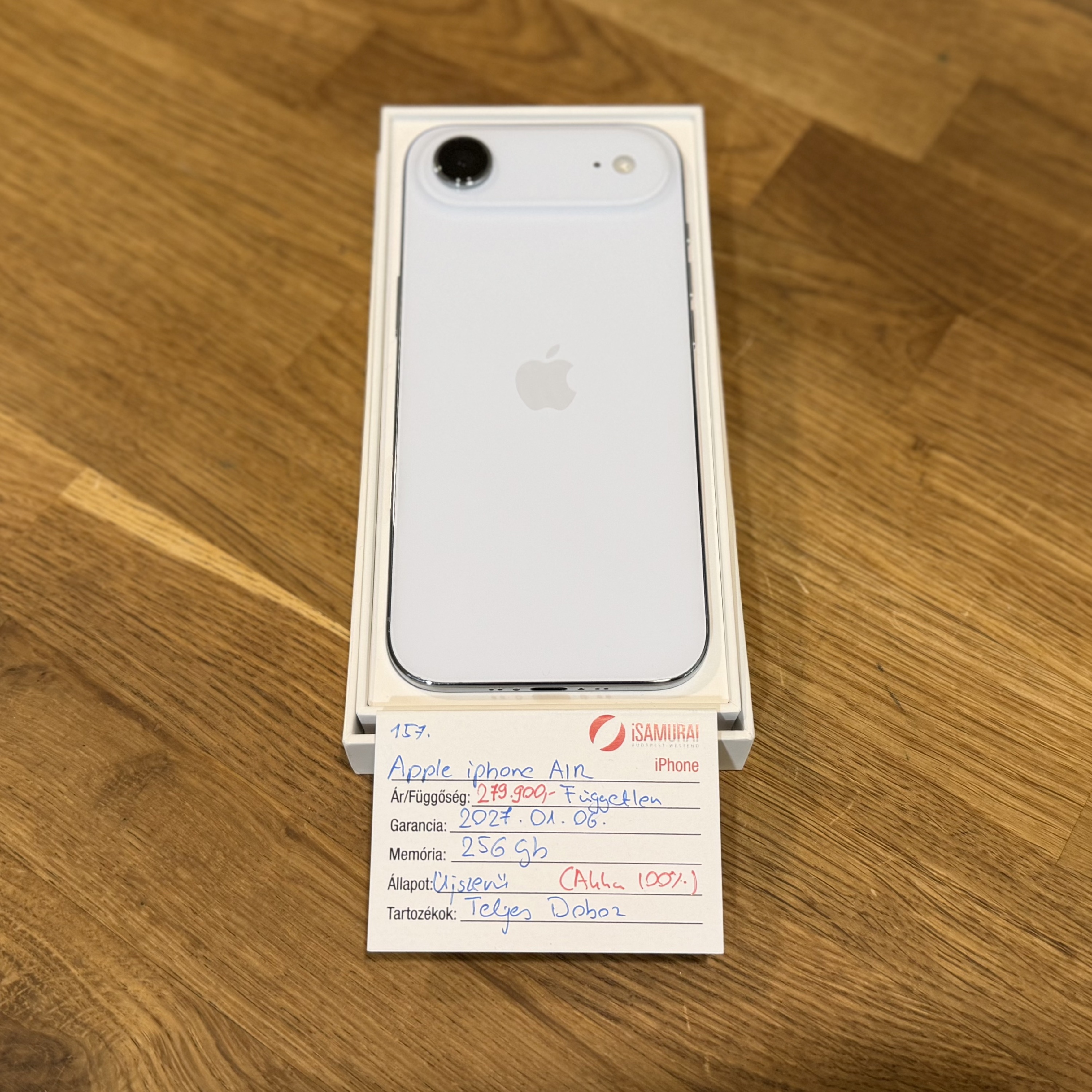 Apple iPhone Air - 256 GB - Sky Blue - 100% akku (157.)