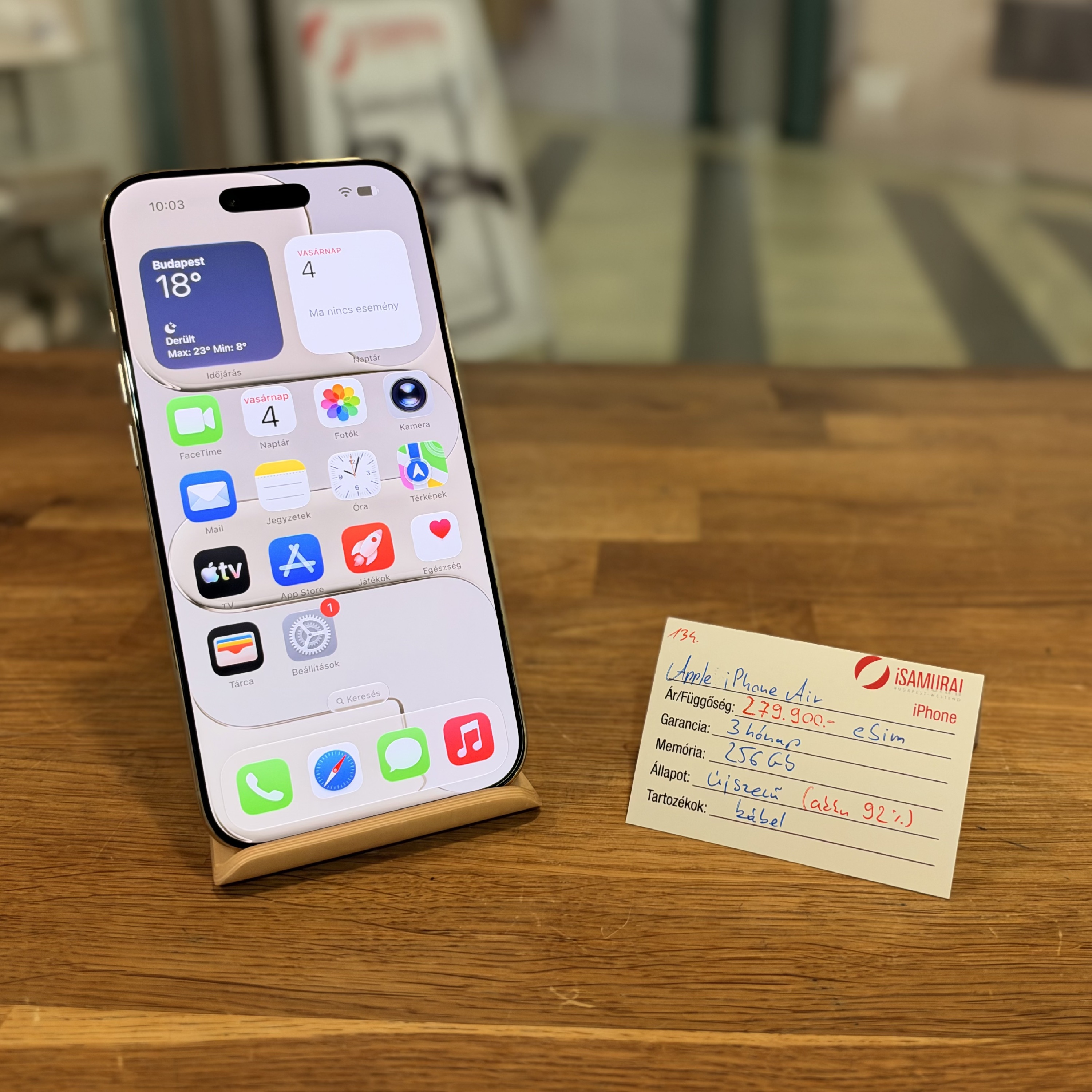 Apple iPhone Air - 256 GB - Gold - Újszerű (134.)