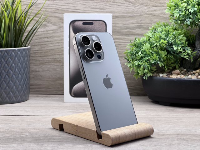 iPhone 15 Pro Natural Titanium 128GB 2 ÉV Garanciával Számlával Aksi 100%