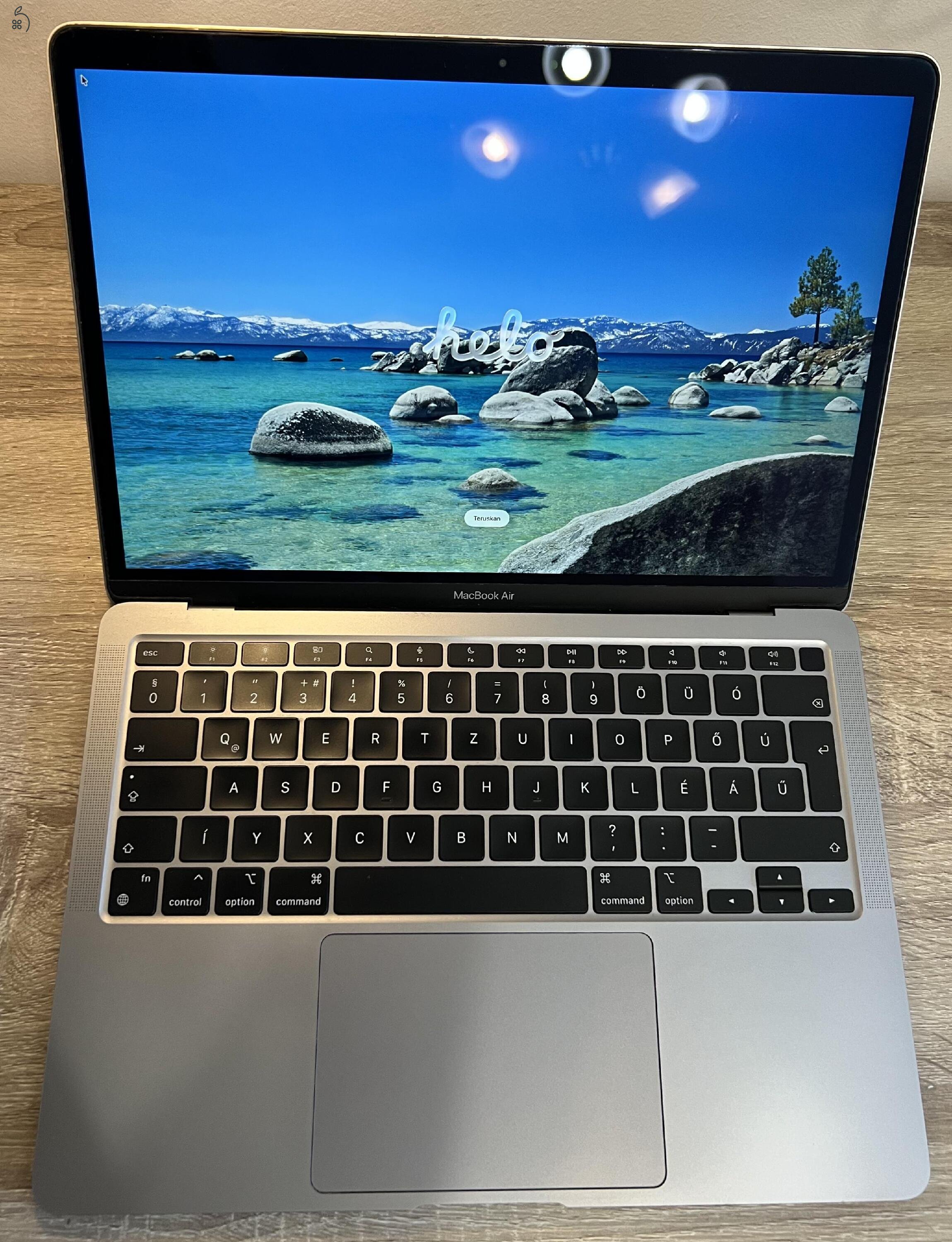 MacBook Air M1 256 GB / 8GB RAM