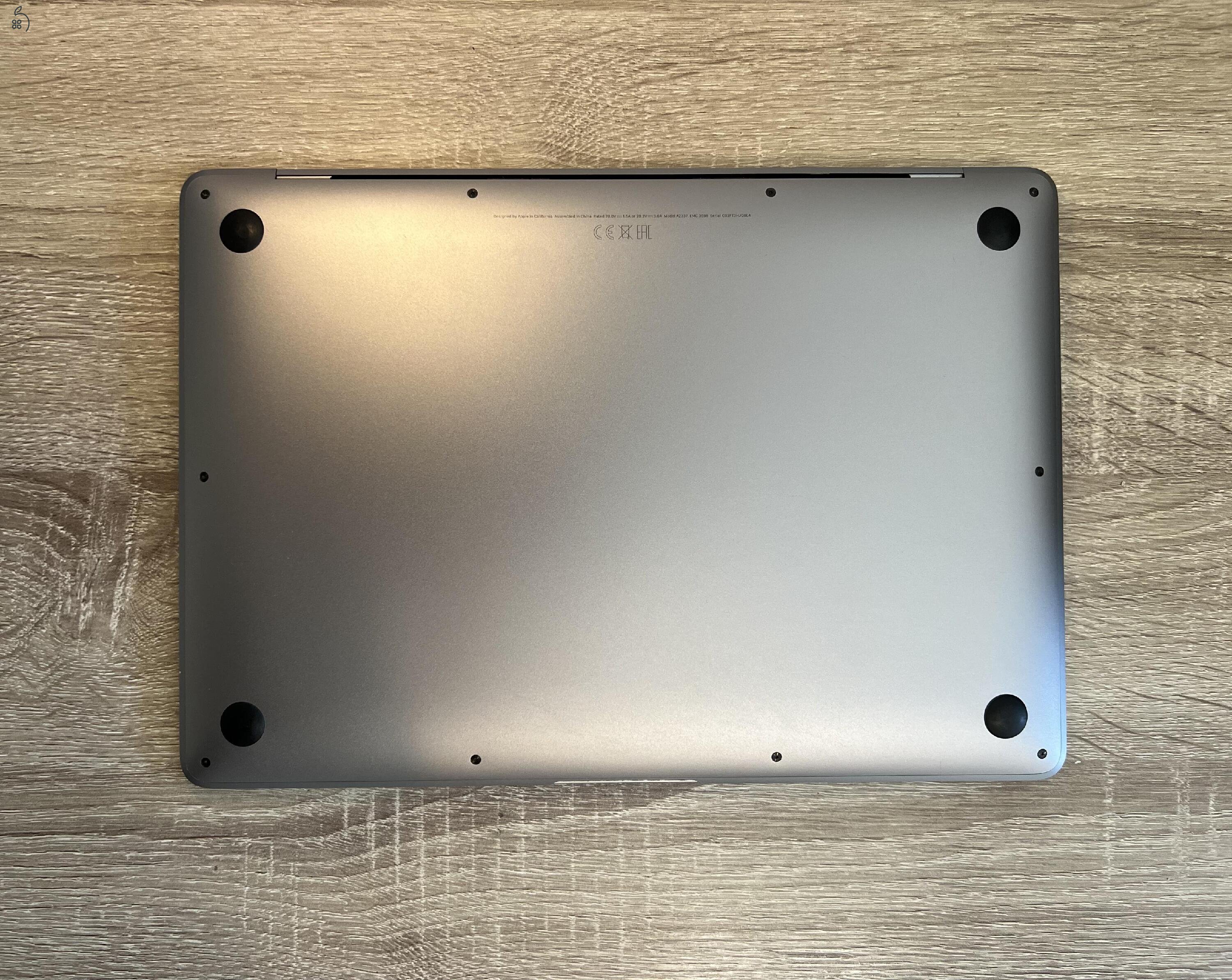 MacBook Air M1 256 GB / 8GB RAM