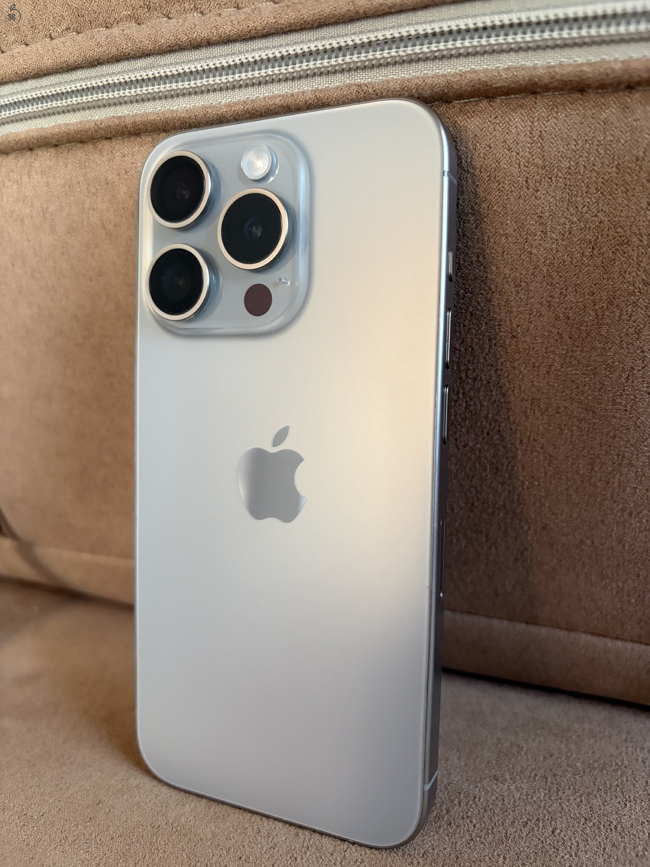 iPhone 15 Pro 128GB, Natúr Titán, Kártyafüggetlen