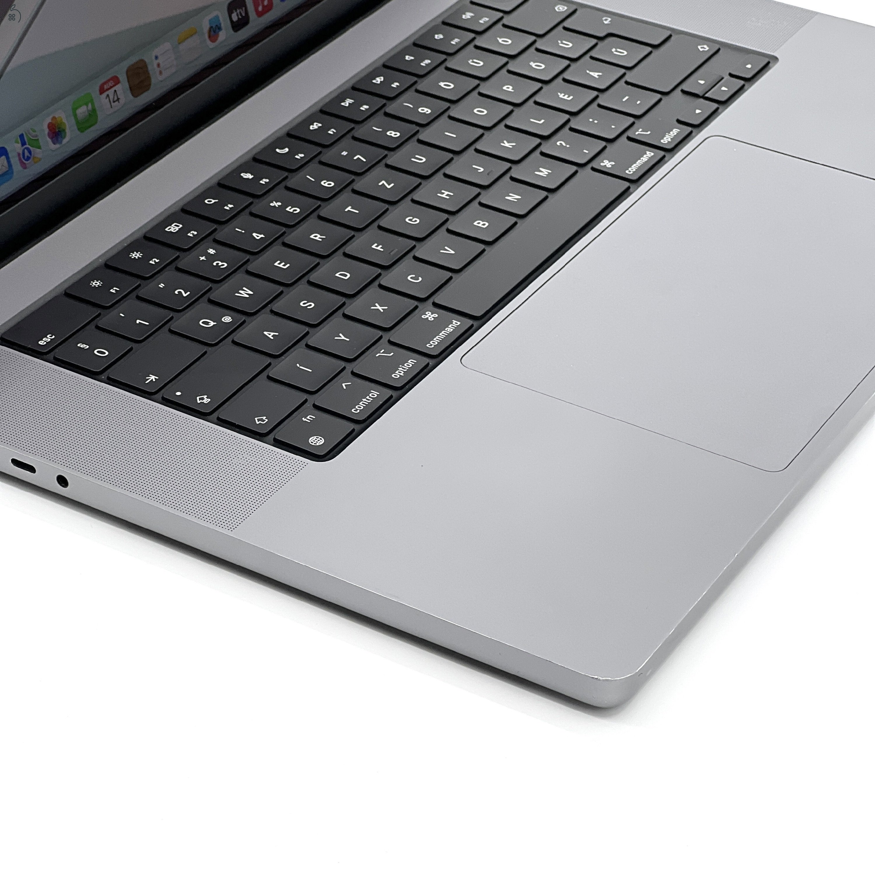 MacBook Pro 16″ 2021, M1 Max 10 Cores, 32 GB RAM, 32 core GPU, 1TB SSD 27% Áfa (0586AB)