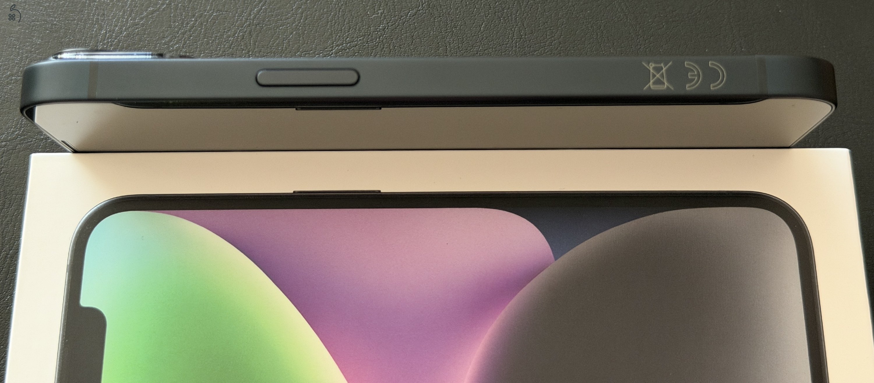 Apple iPhone 14 128Gb Midnight, akku 84%, gyári független, karcmentes, makulátlan