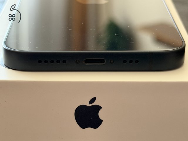 Apple iPhone 14 128Gb Midnight, akku 84%, gyári független, karcmentes, makulátlan