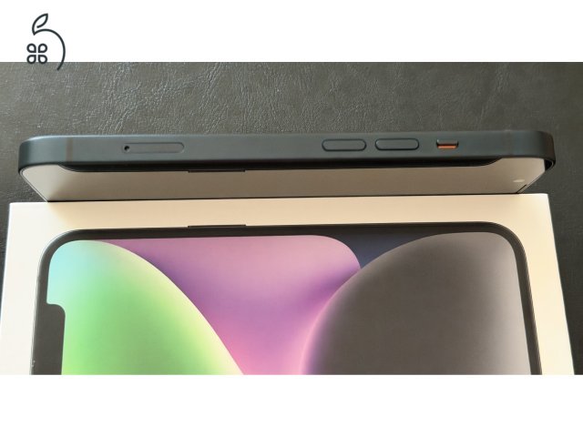 Apple iPhone 14 128Gb Midnight, akku 84%, gyári független, karcmentes, makulátlan