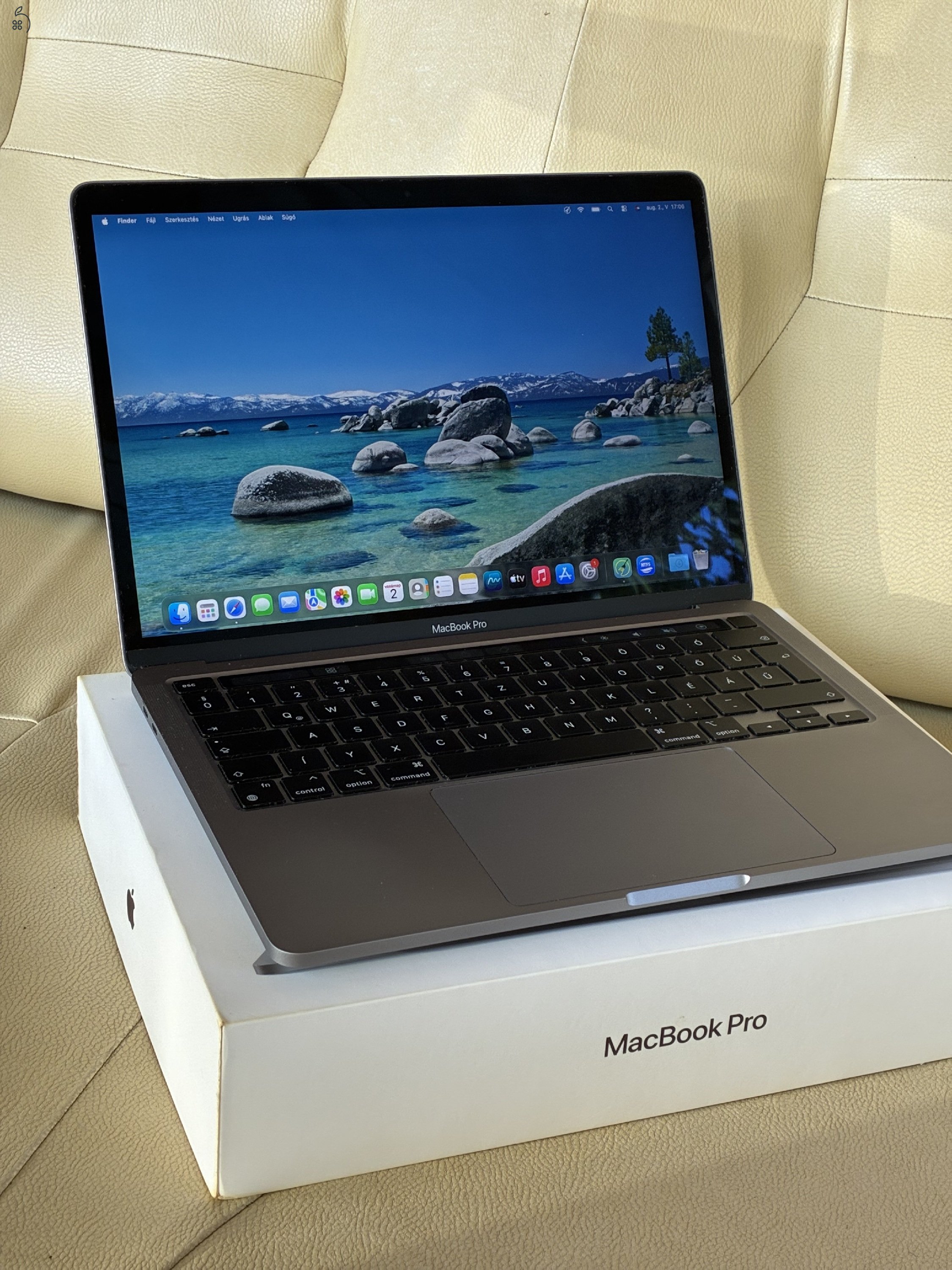 Macbook M1 Pro 16GB RAM 256GB SSD