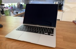 MEGKÍMÉLT MacBook Air (M1, 2020) / 512 GB SSD / 8 GB RAM - hibátlan állapotban eladó!