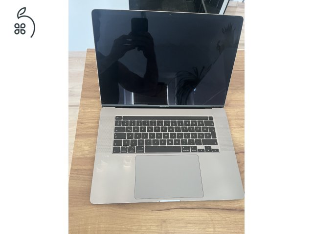 2019 I7 Macbook Pro - 32GB - AMD Radeon Pro 5300M - 500GB SSD