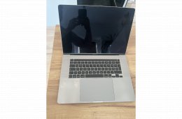 2019 I7 Macbook Pro - 32GB - AMD Radeon Pro 5300M - 500GB SSD