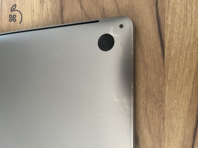 2019 I7 Macbook Pro - 32GB - AMD Radeon Pro 5300M - 500GB SSD