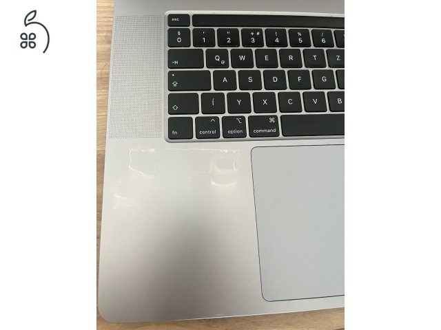 2019 I7 Macbook Pro - 32GB - AMD Radeon Pro 5300M - 500GB SSD