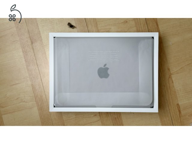 MacBook Pro 14″ M1 Pro 16 GB / 512 GB – karcmentes, teljes gyári csomag