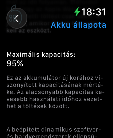Apple Watch SE 2 GPS, 44 mm-es, éjfekete alumíniumtok, erdőzöld sportpánt