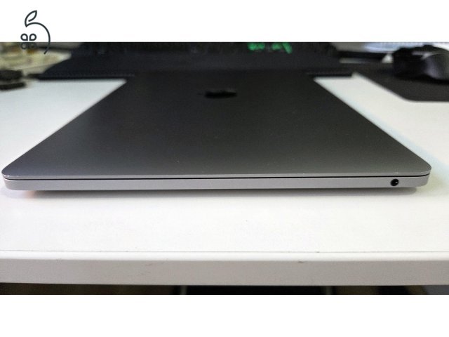 Apple MacBook Pro 13.3