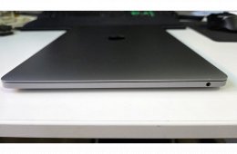 Apple MacBook Pro 13.3