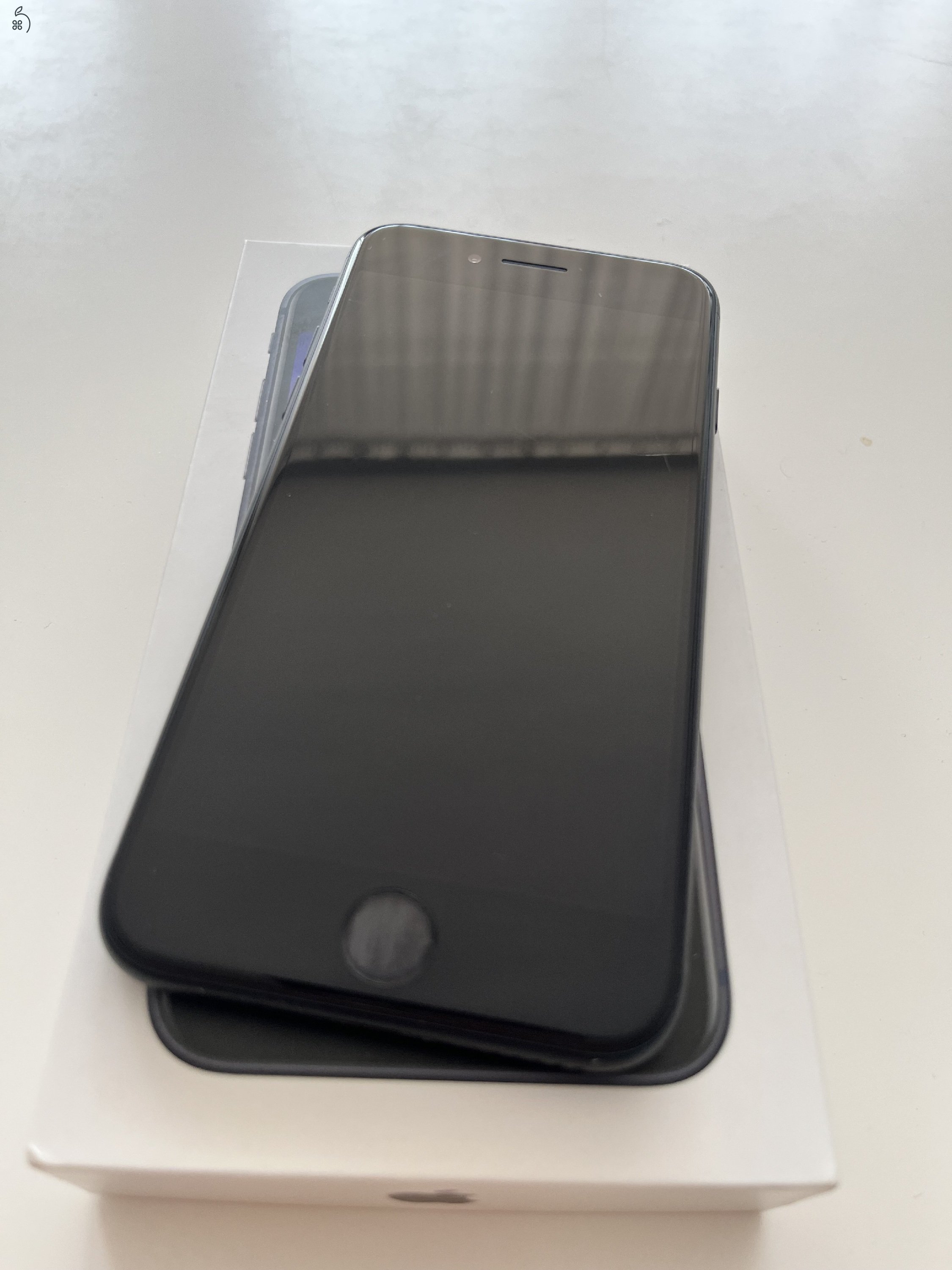 iPhone SE (3) 2022 128GB Gyári állapot!