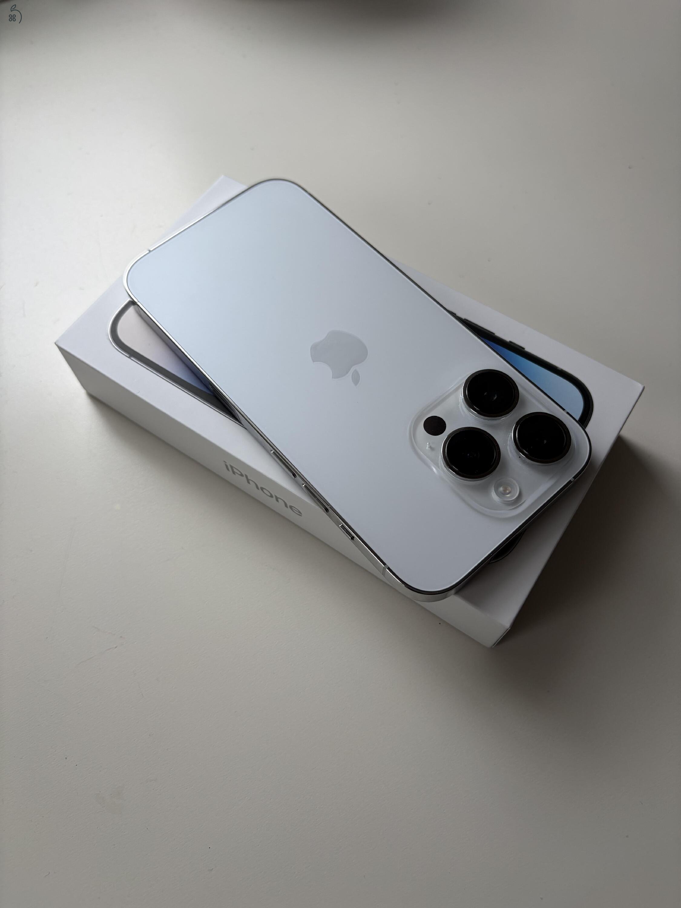 Apple iPhone 14 Pro 128 GB Silver, kártyafüggetlen és karcmentes