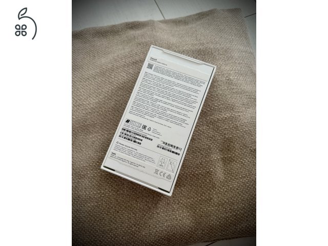 Apple iPhone 16 256 GB – récezöld (Teal)