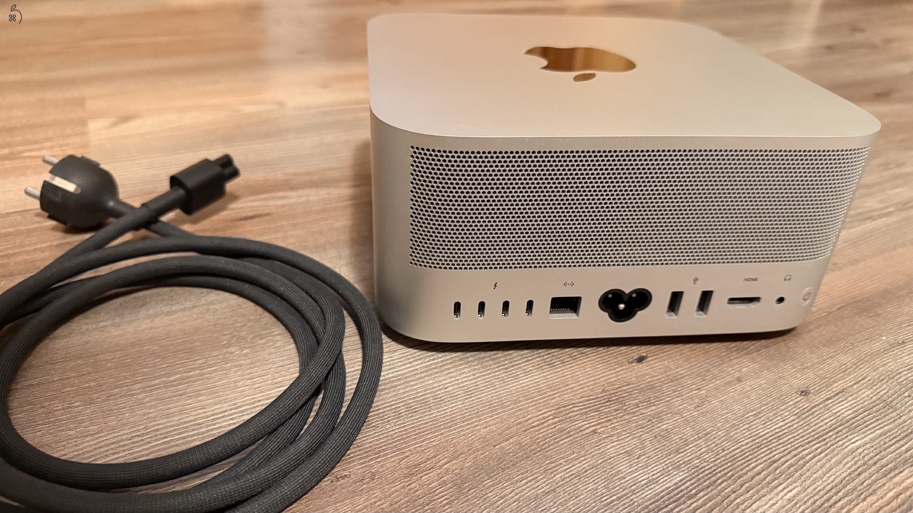 Mac Studio M2 Max 32GB RAM 1TB SSD