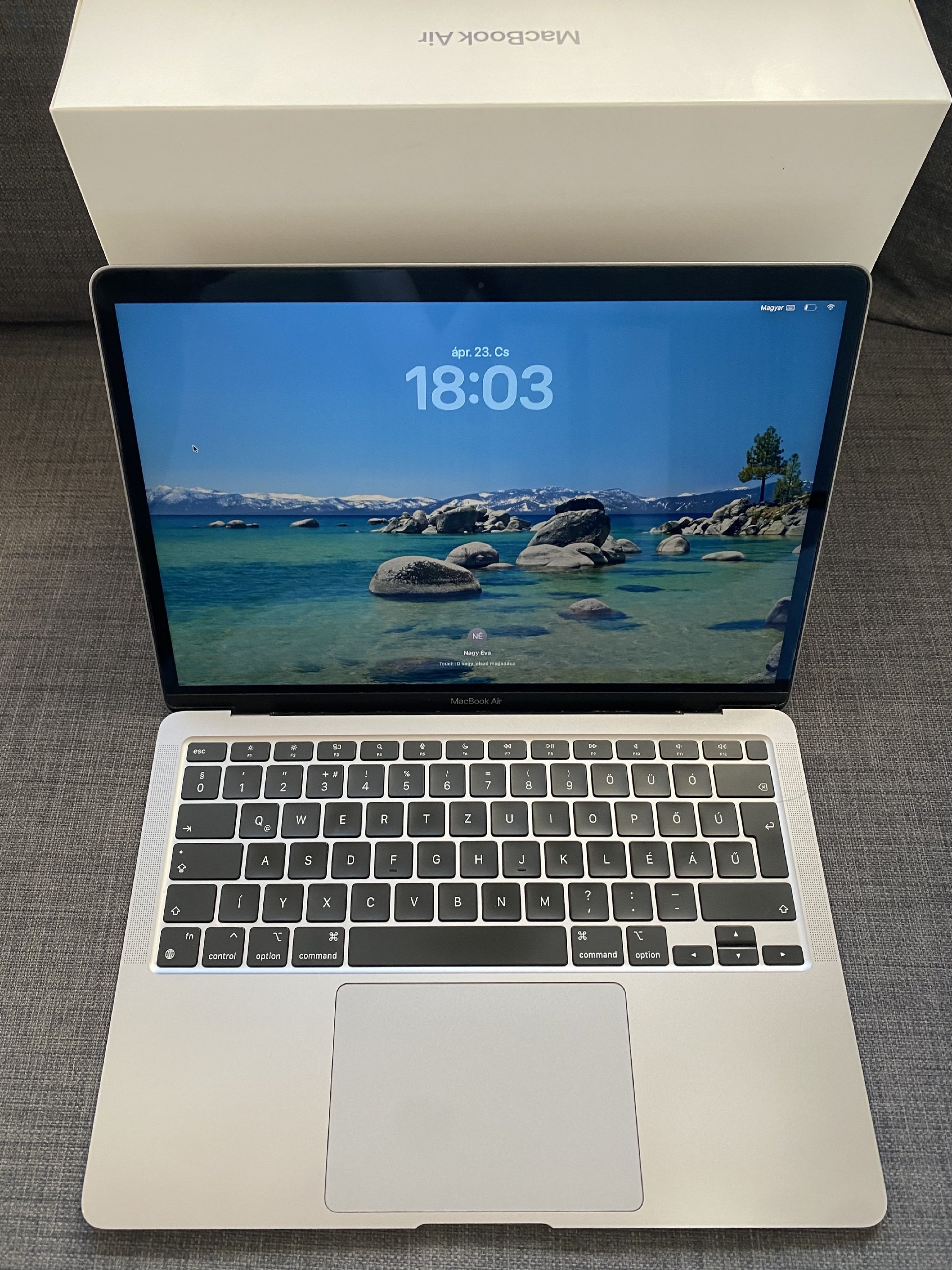 Apple Macbook Air 2020 M1