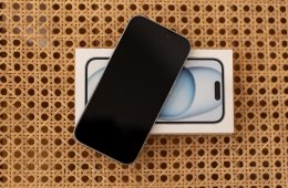???? Apple iPhone 15 128GB faint sky blue | Hibátlan állapot | Doboz + eredeti kábel