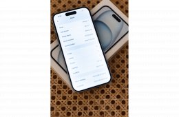 ???? Apple iPhone 15 128GB faint sky blue | Hibátlan állapot | Doboz + eredeti kábel