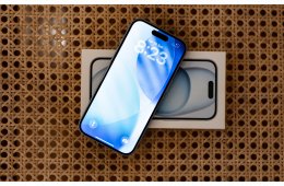 ???? Apple iPhone 15 128GB faint sky blue | Hibátlan állapot | Doboz + eredeti kábel