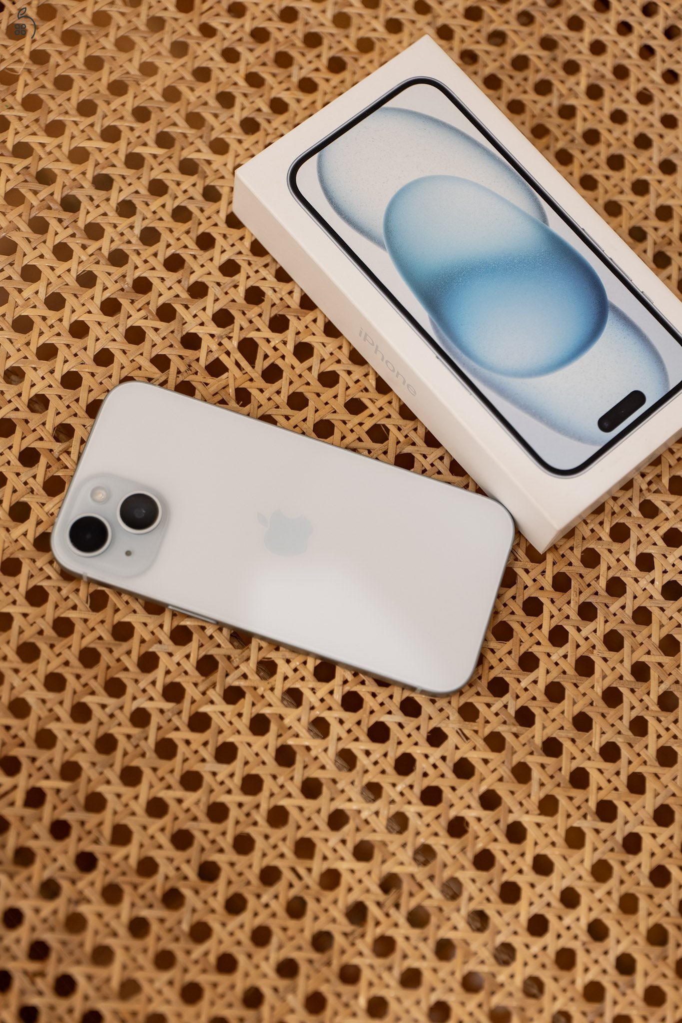 ???? Apple iPhone 15 128GB faint sky blue | Hibátlan állapot | Doboz + eredeti kábel