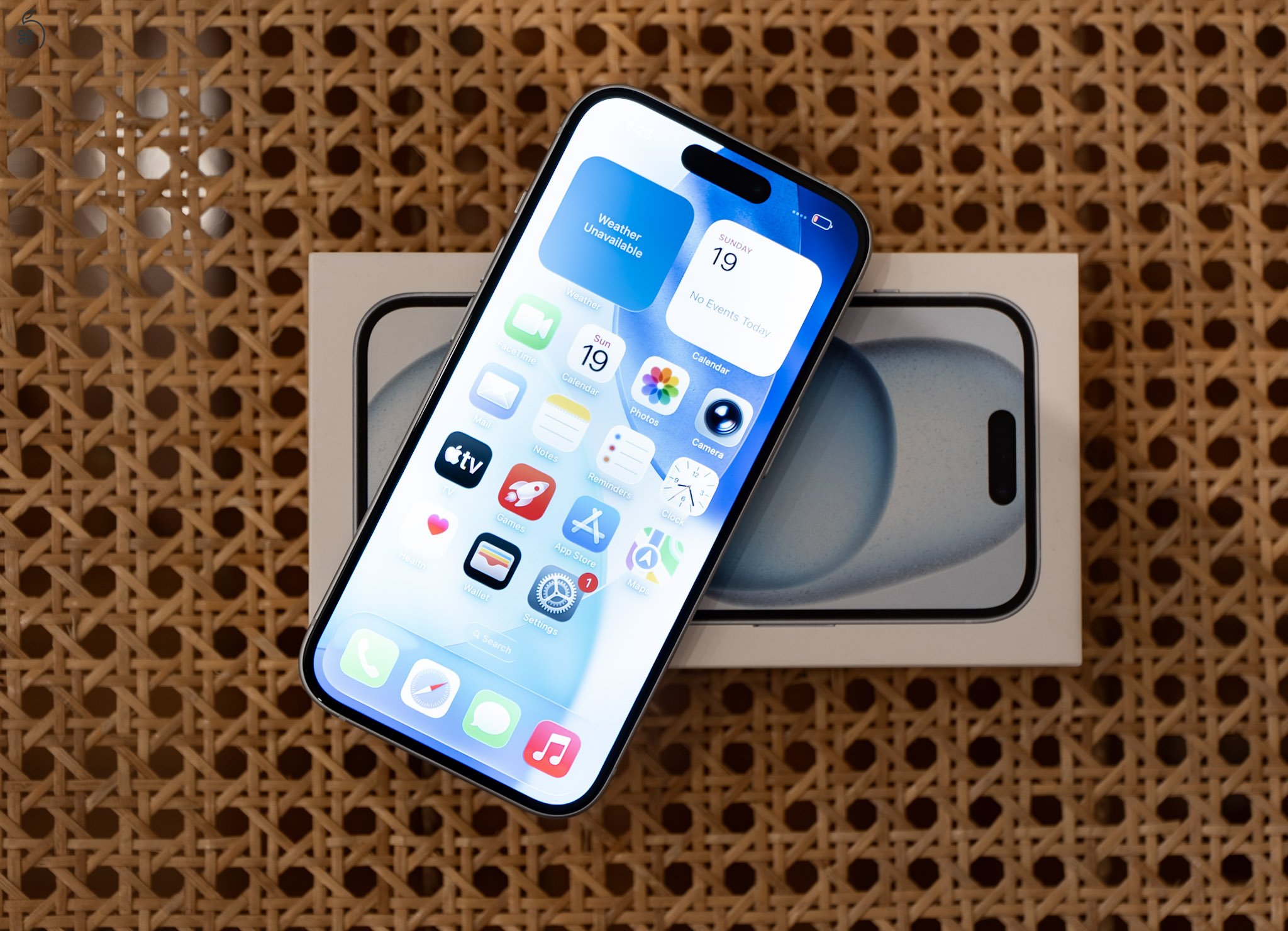 ???? Apple iPhone 15 128GB faint sky blue | Hibátlan állapot | Doboz + eredeti kábel