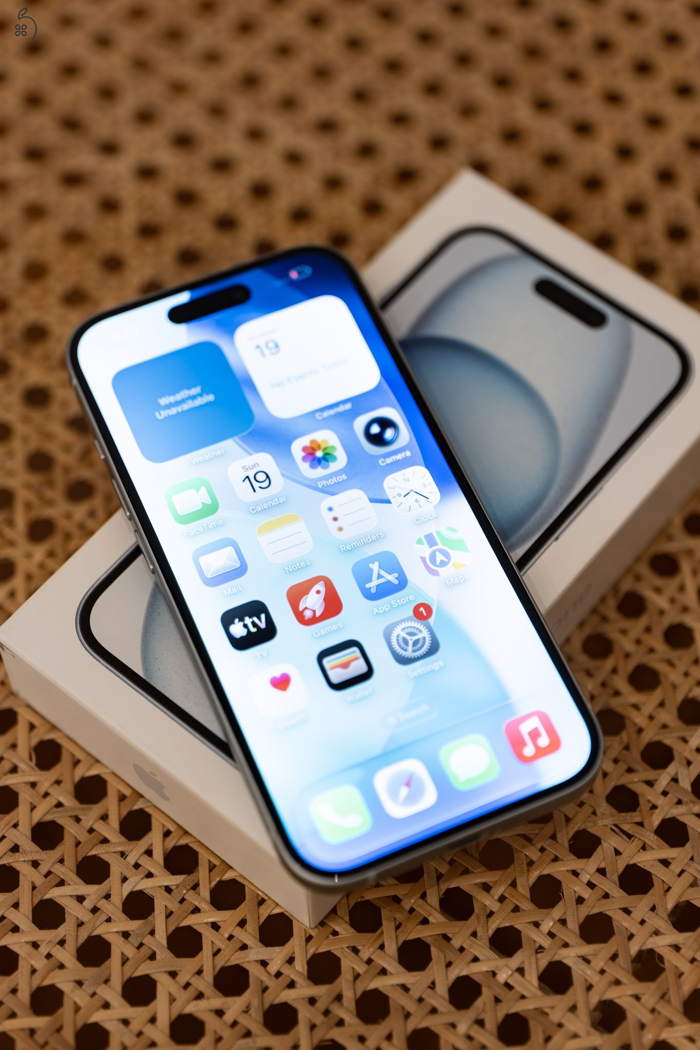 ???? Apple iPhone 15 128GB faint sky blue | Hibátlan állapot | Doboz + eredeti kábel