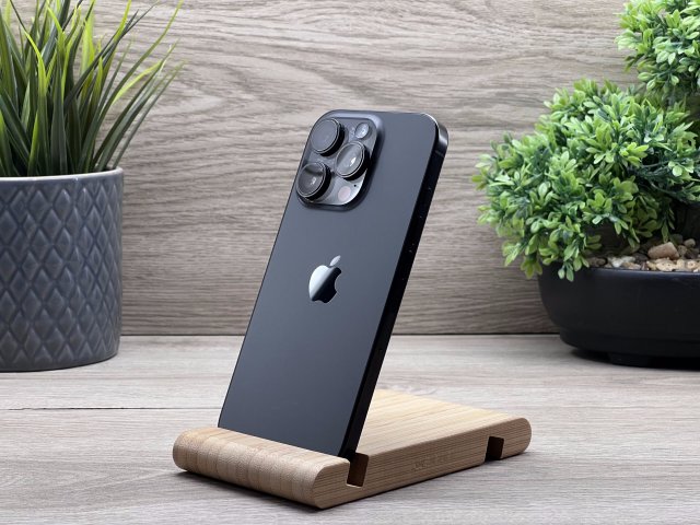 Hibátlan iPhone 16 Pro Black Titanium 256GB 2 ÉV Garanciával Számlával