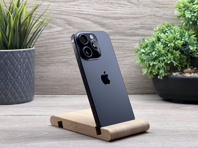 Hibátlan iPhone 16 Pro Black Titanium 256GB 2 ÉV Garanciával Számlával