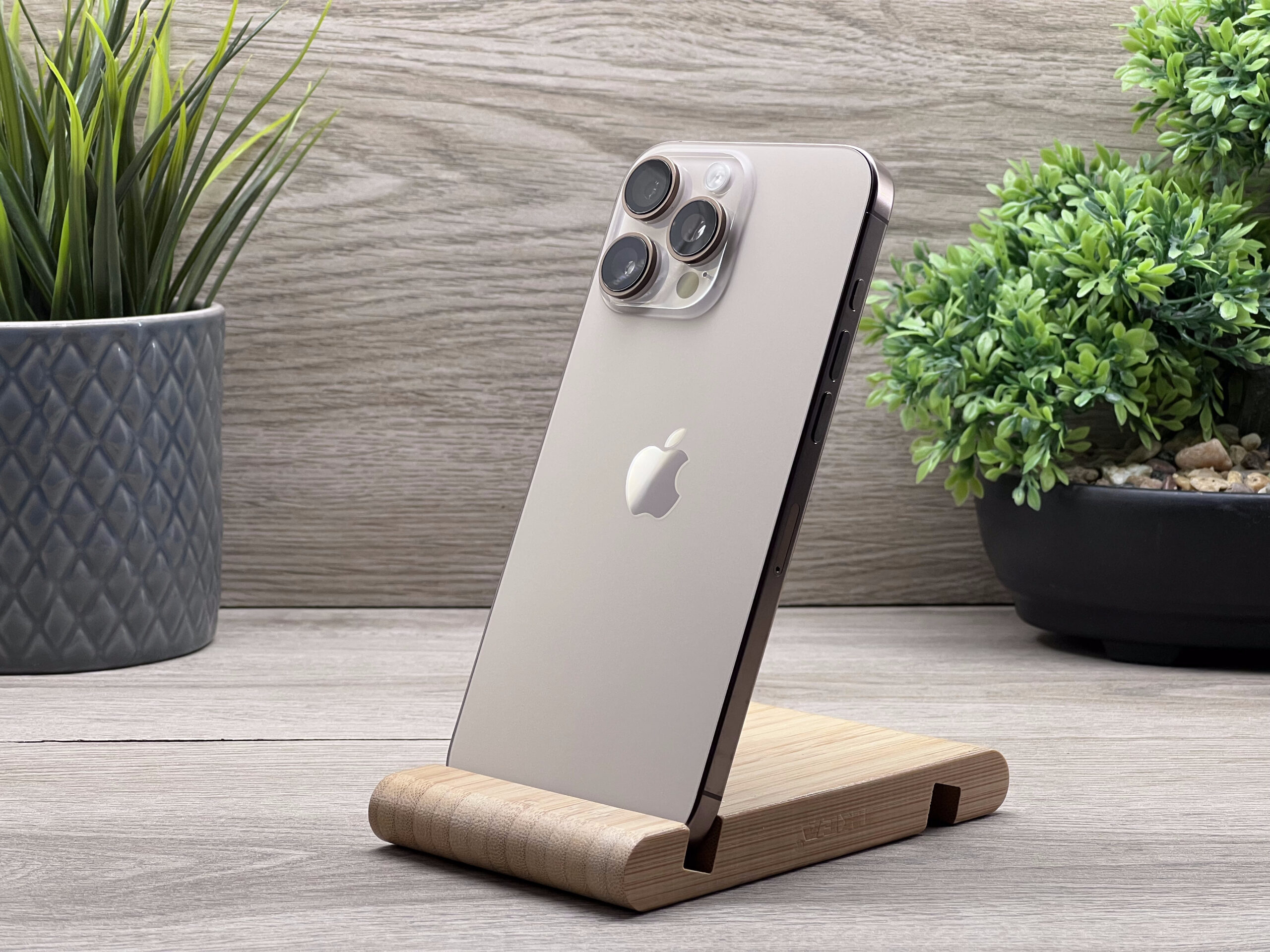 iPhone 16 Pro Max Desert Titanium 512GB 2 ÉV Garanciával Számlával