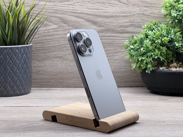 Hibátlan iPhone 16 Pro Natural Titanium 256GB 2 ÉV Garanciával Számlával