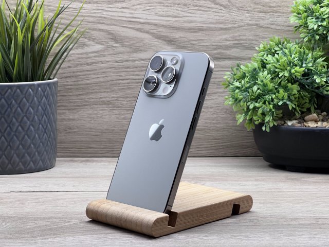 Hibátlan iPhone 16 Pro Natural Titanium 128GB 2 ÉV Garanciával Számlával