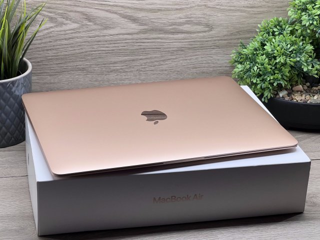 Hibátlan MacBook Air 2020 M1 13” 256GB 2 ÉV Garanciával Számlával