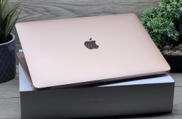 Hibátlan MacBook Air 2020 M1 13” 256GB 2 ÉV Garanciával Számlával