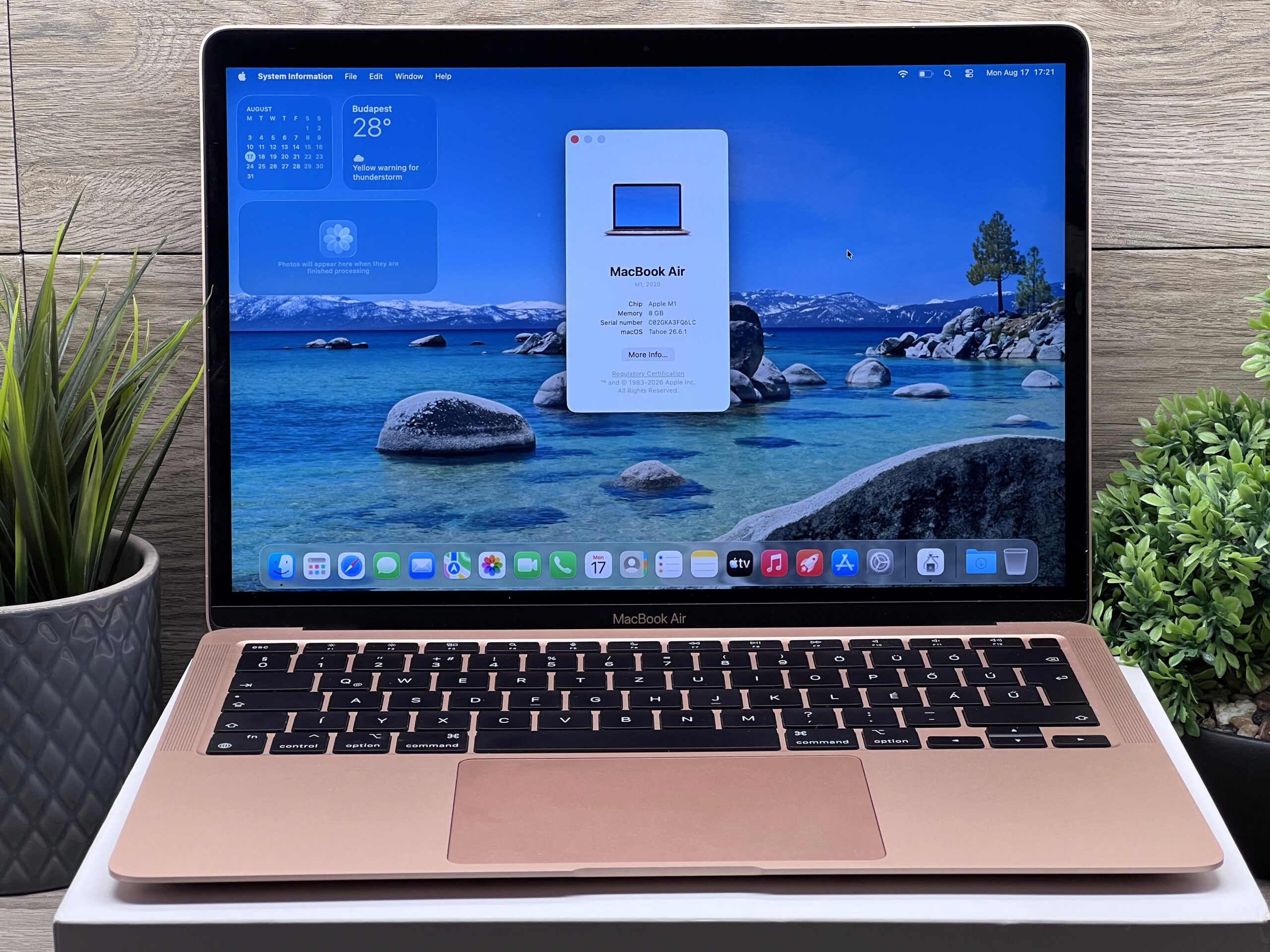 Hibátlan MacBook Air 2020 M1 13” 256GB 2 ÉV Garanciával Számlával