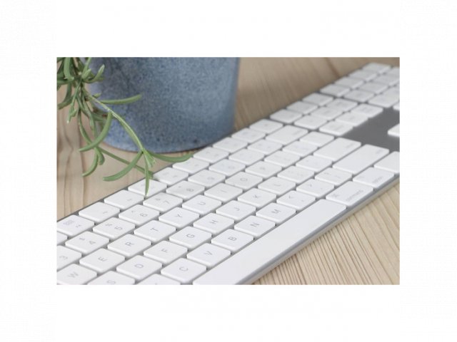 Használt Apple Magic Keyboard 2 with Numpad USA C+ US-8426