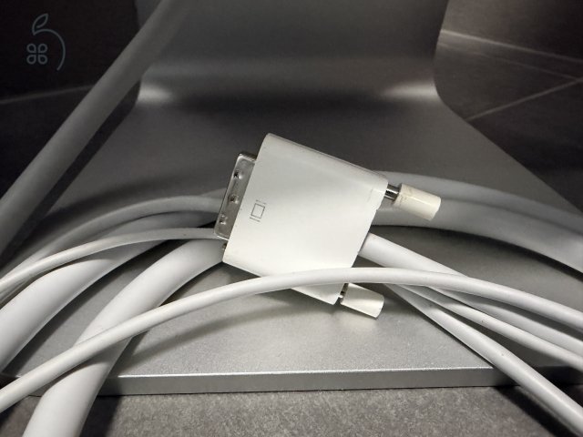 Apple Cinema HD Display, monitor, 30