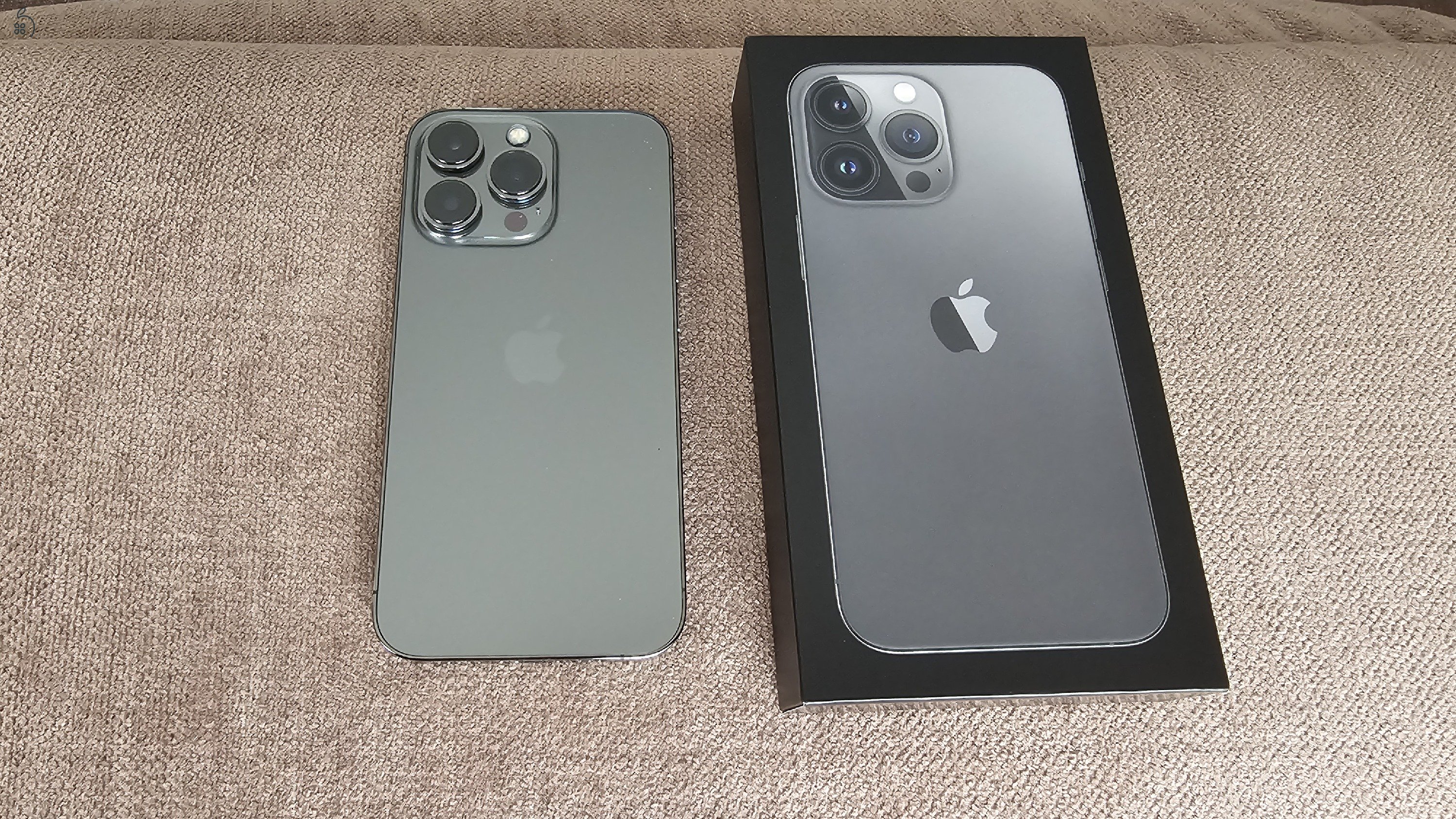Apple iPhone 13 Pro 128GB grafit, hibátlan, karcmentes, Apple 20W töltő