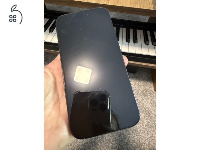 Iphone 16 256, 1 eves, karcmentes hibatlan 93%