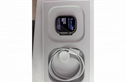1,5 év garis Apple Watch ULTRA 2 49mm titán újszerű, akkumlátor 100% + 8 db szíj