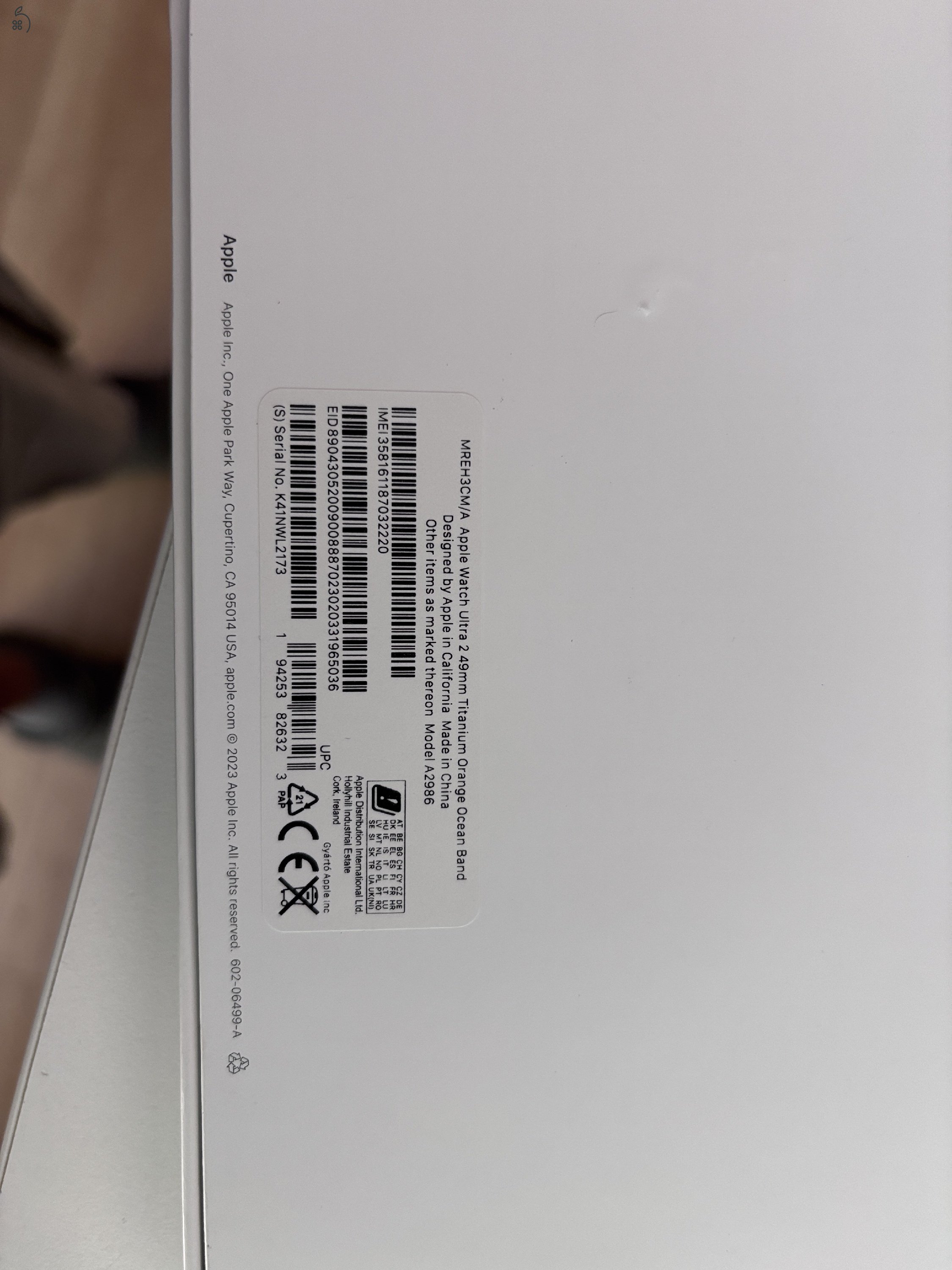 1,5 év garis Apple Watch ULTRA 2 49mm titán újszerű, akkumlátor 100% + 8 db szíj