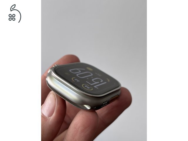 1,5 év garis Apple Watch ULTRA 2 49mm titán újszerű, akkumlátor 100% + 8 db szíj